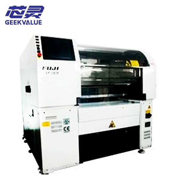 Fuji xp243 smt placement machine 